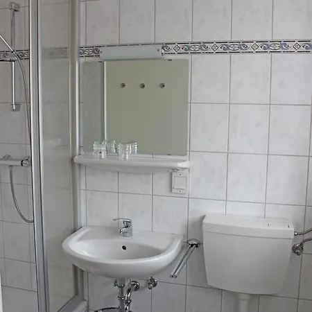 招待所 Altes Schulhaus *