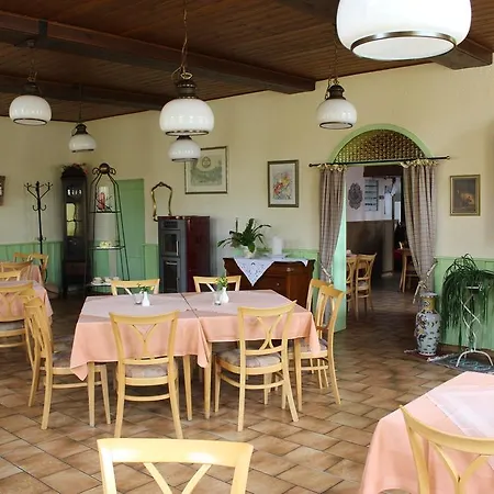 Altes Schulhaus 招待所