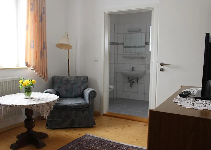 Altes Schulhaus Niederschlettenbach